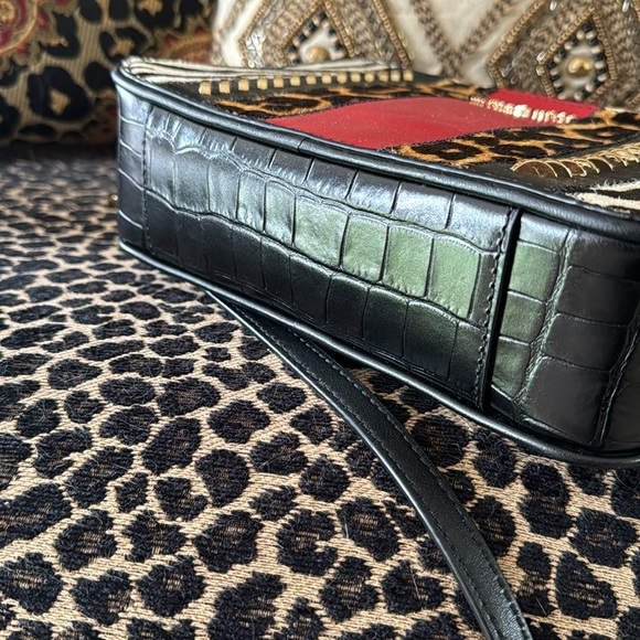 Michael Kors Animal Print Crossbody - Picture 5 of 10